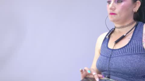 scarlet_hiit online show from 06-04-26, 04:18