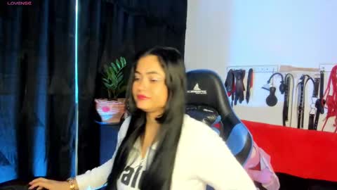 scarlet taylor kennedy online show from 02-21-25, 11:10