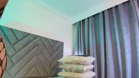 Snapshot of scarlet_queen7 chatting on 04-14-26, 06:47 scarlet_queen7 online show from 04-14-26, 06:47