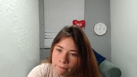 scarlet_redhead online show from 09-19-25, 12:39