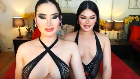 Snapshot of scarlet_snow_asian chatting on 12-23-25, 06:44 Scarlet online show from 12-23-25, 06:44