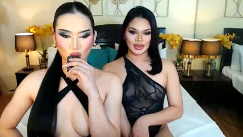 Snapshot of scarlet_snow_asian chatting on 01-10-26, 10:14 Scarlet online show from 01-10-26, 10:14