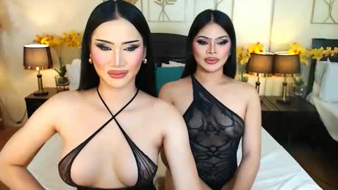 Snapshot of scarlet_snow_asian chatting on 01-18-26, 07:12 Scarlet online show from 01-18-26, 07:12