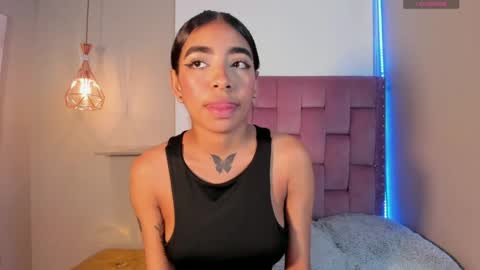 scarlet_vixen_ online show from 04-15-26, 12:34