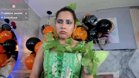 Snapshot of scarletbaker__ chatting on 10-30-25, 07:14 Scarlet online show from 10-30-25, 07:14