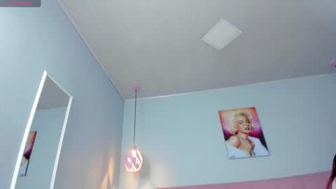 Snapshot of scarletgv chatting on 01-13-25, 04:07 Scarlet online show from 01-13-25, 04:07