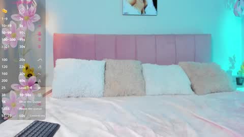 Snapshot of scarletgv chatting on 01-22-25, 09:24 Scarlet online show from 01-22-25, 09:24