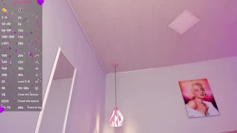 Snapshot of scarletgv chatting on 02-26-25, 04:36 Scarlet online show from 02-26-25, 04:36