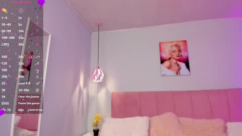 Snapshot of scarletgv chatting on 03-01-25, 05:20 Scarlet online show from 03-01-25, 05:20