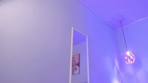 Snapshot of scarletgv chatting on 12-01-25, 04:06 Scarlet online show from 12-01-25, 04:06