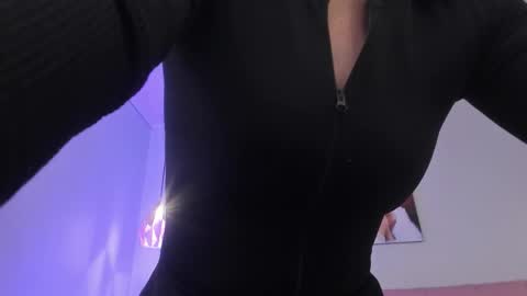 Scarlet  online show from 01-07-26, 05:32