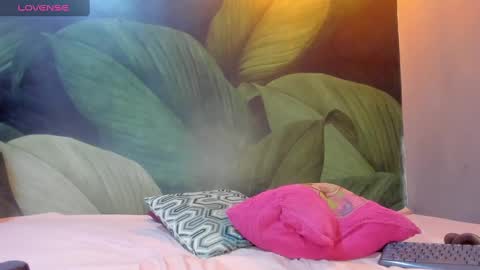 SCARLETH online show from 02-05-25, 02:51