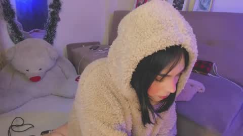 Snapshot of scarleth_jhons_ chatting on 01-03-25, 01:27 Scarleth... but not Scarleth Johansson. online show from 01-03-25, 01:27