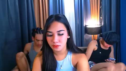 Snapshot of scarlethaert11 chatting on 04-21-26, 01:42 scarlethaert11 online show from 04-21-26, 01:42