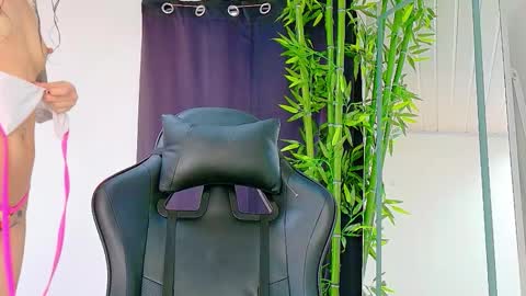 Denis online show from 11-28-25, 04:42