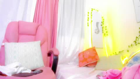 Scarletliz online show from 12-18-24, 01:59