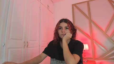 Snapshot of scarletpunk_ chatting on 12-13-24, 11:34 Scarlet online show from 12-13-24, 11:34