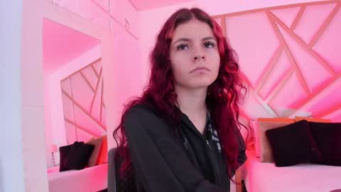 Snapshot of scarletpunk_ chatting on 12-30-24, 11:59 Scarlet online show from 12-30-24, 11:59