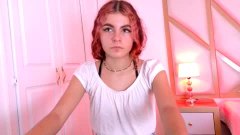 Snapshot of scarletpunk_ chatting on 02-22-25, 01:46 Scarlet online show from 02-22-25, 01:46