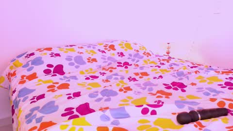 Snapshot of scarletpunk_ chatting on 03-11-25, 03:34 Scarlet online show from 03-11-25, 03:34