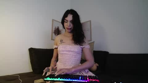 Scarlet online show from 04-05-26, 08:06