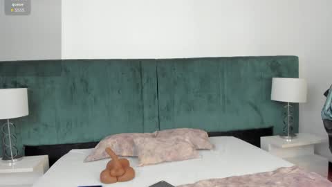 scarlett__noir online show from 04-05-26, 09:34