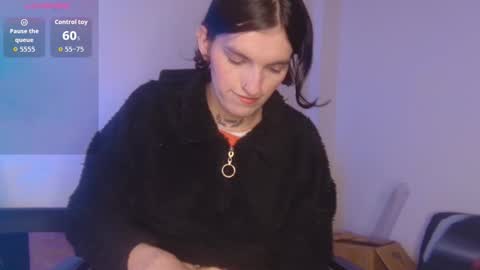 scarlet online show from 11-24-25, 10:53