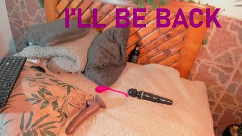 Mariana online show from 01-24-25, 06:35