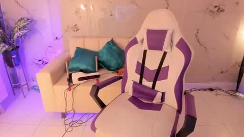 scarlett_enjoy1 online show from 09-12-25, 01:55