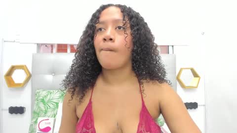 scarlett_fox20 online show from 03-08-25, 11:27