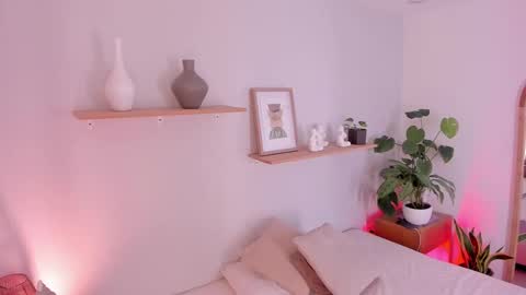 Scarlett Morgan online show from 03-08-25, 02:55