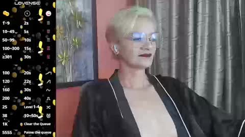 Scarlett online show from 09-13-25, 12:10