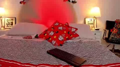 scarlett_roousse online show from 12-04-25, 02:04