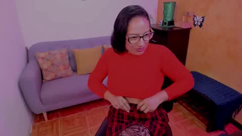 Snapshot of scarlett_sax chatting on 10-11-25, 01:38 Scarlett sax online show from 10-11-25, 01:38
