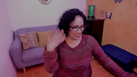 Snapshot of scarlett_sax chatting on 10-22-25, 02:23 Scarlett sax online show from 10-22-25, 02:23
