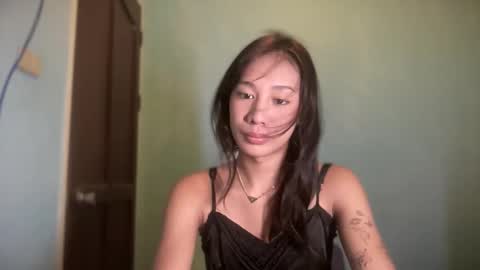 Snapshot of scarlett_sexyyxx chatting on 12-04-25, 04:38 Scarlett online show from 12-04-25, 04:38