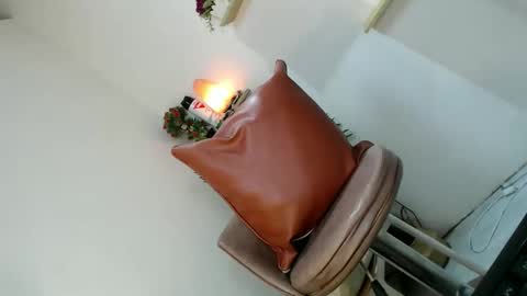    online show from 03-10-26, 05:34