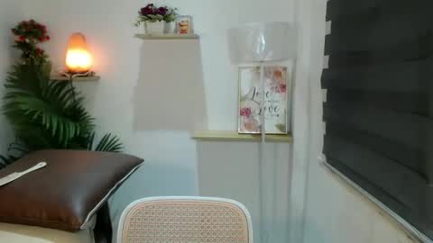   online show from 06-08-26, 06:36