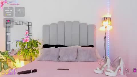 Snapshot of scarlett_steelee chatting on 05-24-26, 10:59 Scarlett Steelee Independent Model online show from 05-24-26, 10:59