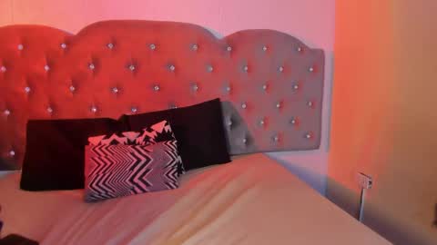 scarlett_venom_ online show from 04-28-26, 08:25