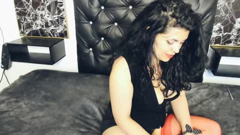 Scarlett online show from 12-18-24, 09:08