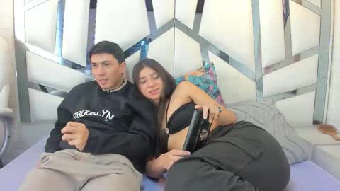 Snapshot of scarlettandlucas chatting on 03-15-26, 01:06 Scarlett and Lucas online show from 03-15-26, 01:06
