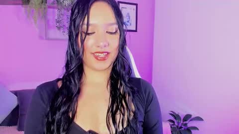 scarlettblake  online show from 10-21-25, 11:44