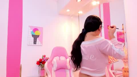 Scarlette  online show from 12-30-24, 01:36