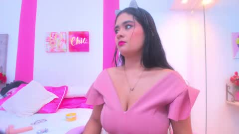 Scarlette  online show from 01-24-25, 09:37