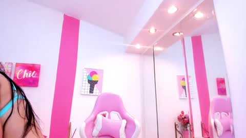 Scarlette  online show from 02-14-25, 03:54