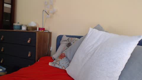 Scarlett online show from 01-04-25, 05:26