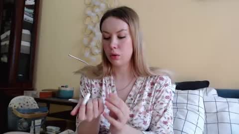 Scarlett online show from 02-19-25, 11:49