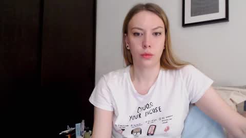 Scarlett online show from 10-26-25, 05:08