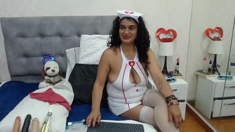 Snapshot of scarlettgreen_ chatting on 09-24-25, 11:24 Scartt online show from 09-24-25, 11:24